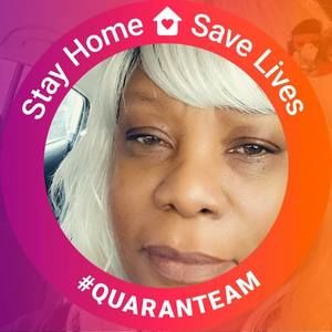 Meet your Posher, Adrienne